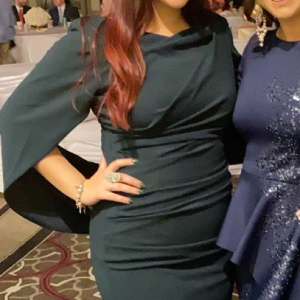 Dress - Picture 3 of 5